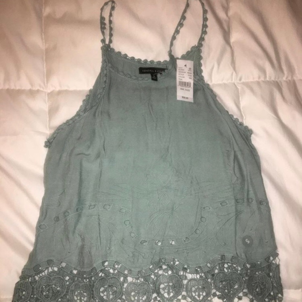 Kendall and Kylie Top